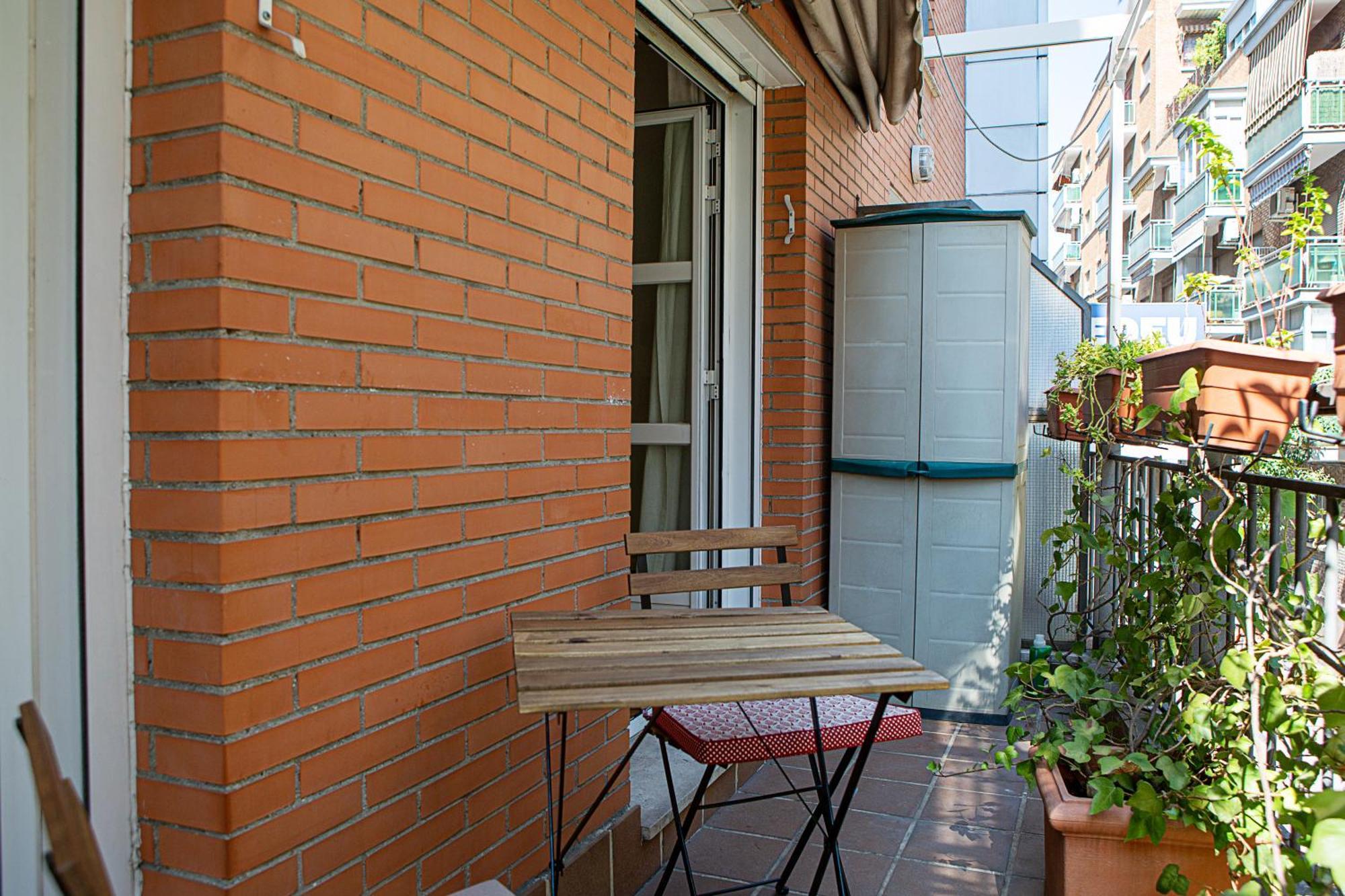 Cute 1 Bedroom Apartment With A Balcony Madrid Exterior foto